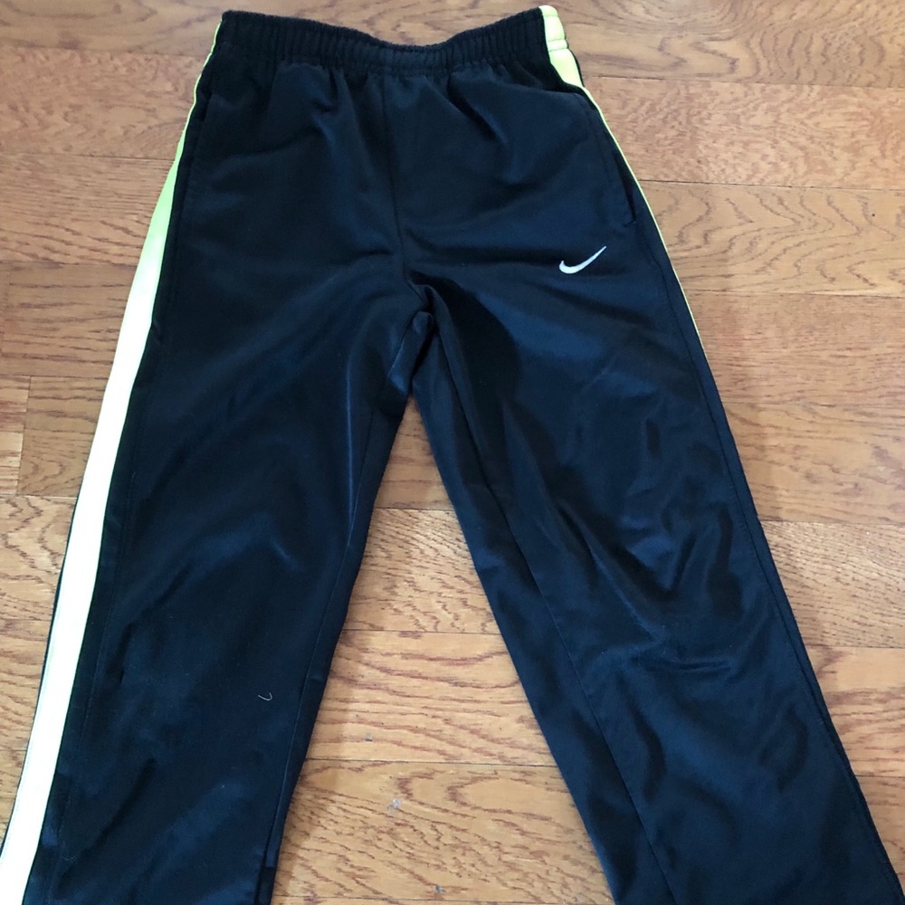Nike boys sweatpants
